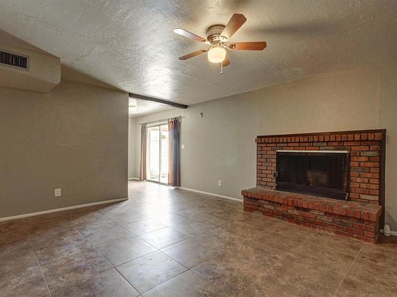 4th image of 1910 E Emerald Ave
