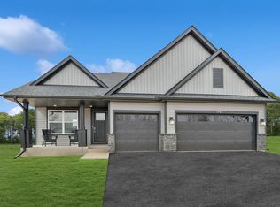 178 Ridgeview Ln, Elko New Market, MN 55054