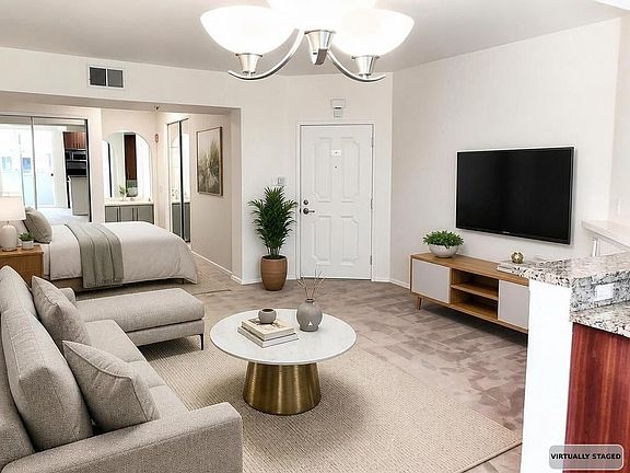 4th image of 620 S Gramercy Pl APT 236