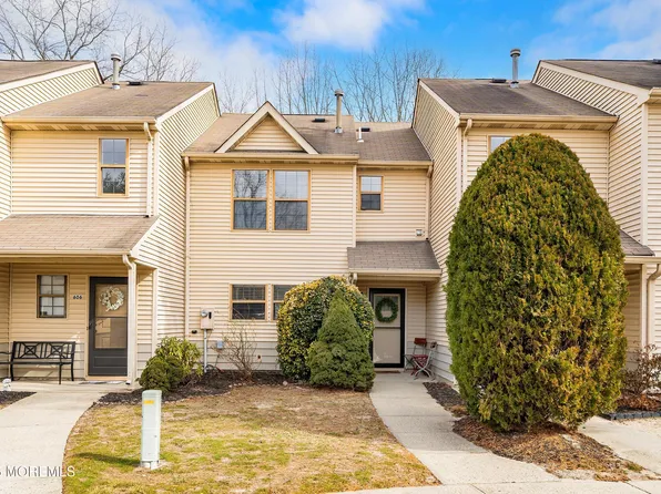 607 Begonia Court, Jackson, NJ 08527