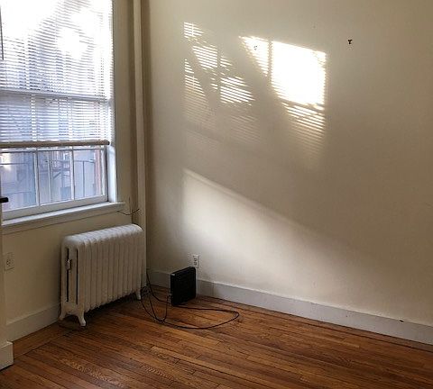 5th image of 153 W 10th St APT 6