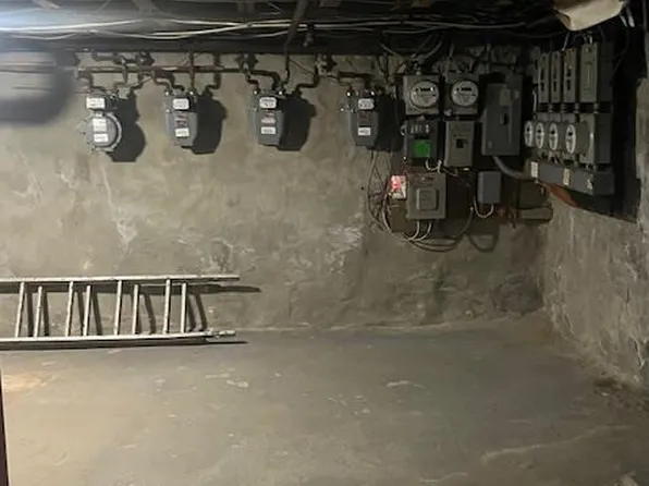 2717 Bergenline Avenue image 5 of 8