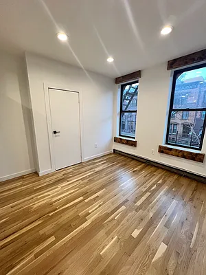 Rented by Michal Kuras, LREB | media 1