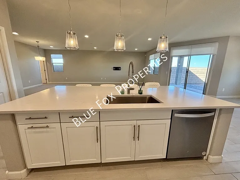 5536 Lazy Farm Dr — Photo 9