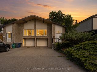 2956 Windjammer Rd, Mississauga, ON L5L 1S7