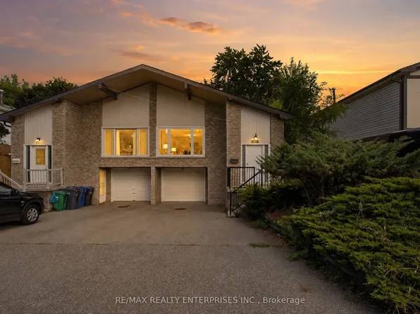 2956 Windjammer Rd, Mississauga, ON L5L 1S7