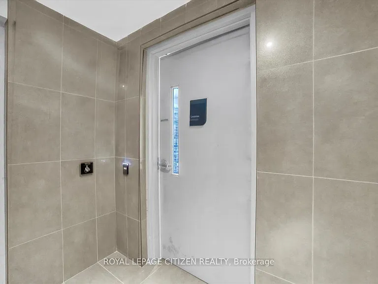 11 Yorkville Ave #6007 — Photo 43