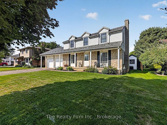 3rd image of 31 Marshall Dr