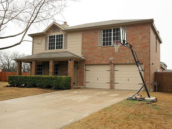 3rd image of 224 Westminster Dr