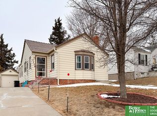 6328 Poppleton Ave, Omaha, NE 68106