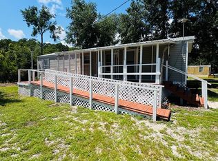 1215 NW 3rd St, Carrabelle, FL 32322
