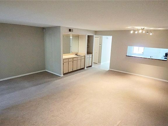5th image of 7 Escondido Cir Unit 71