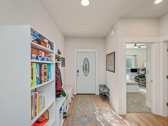 4th image of 6340 Forest Bay Ave
