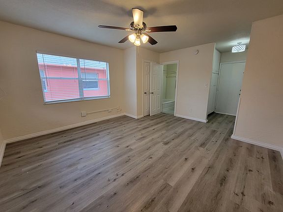 2nd image of 601 18th Ave S