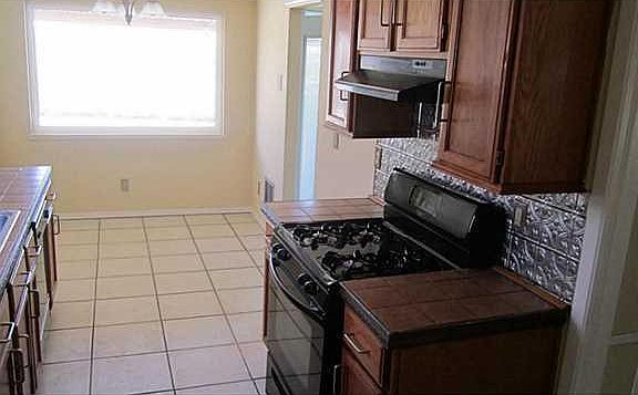 4th image of 10826 George Archer Dr