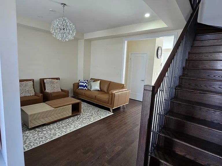50 Stevenson Cres — Photo 8