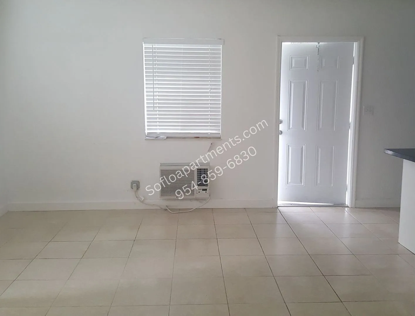701 SW 14TH Ave — Photo 2