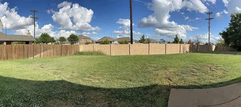 1429 Freesia Dr — Photo 11