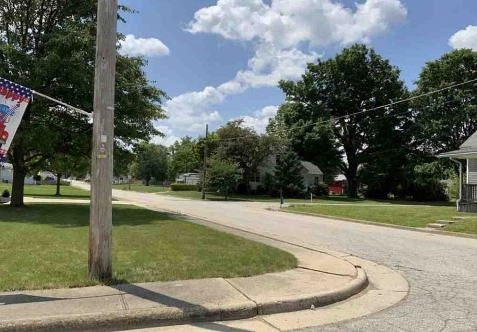 317 N Ohio St, Jackson Center, OH 45334 Zillow