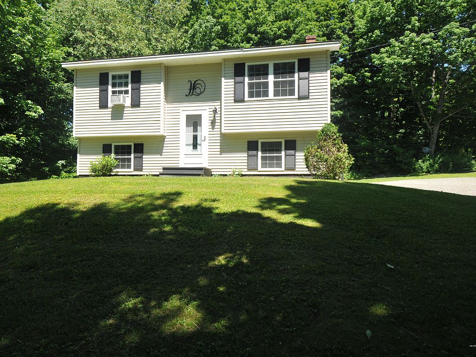 2nd image of 3 Blueberry Hill Rd
