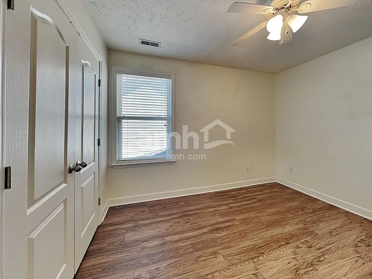 1504 Beaconcrest Cir — Photo 17