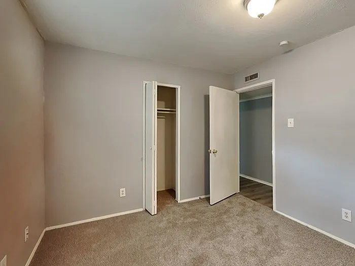 2706 Santa Anna Dr — Photo 11