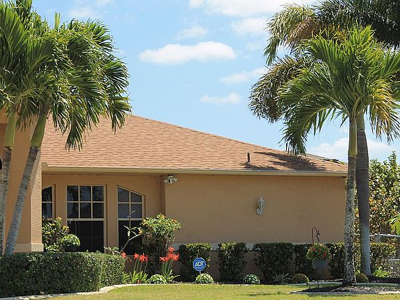5th image of 817 NW 37th Ave