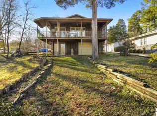 1165 Lakeview Dr, Springville, TN 38256