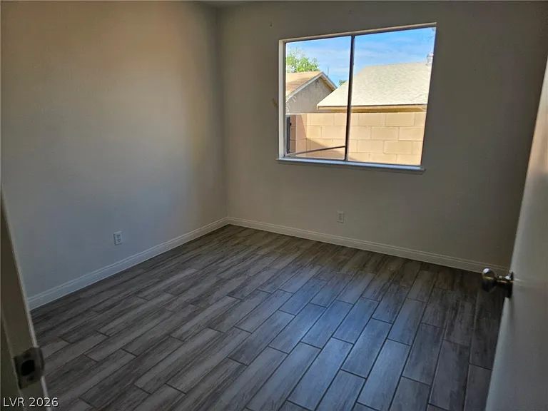 3905 Starflower Ct — Photo 5