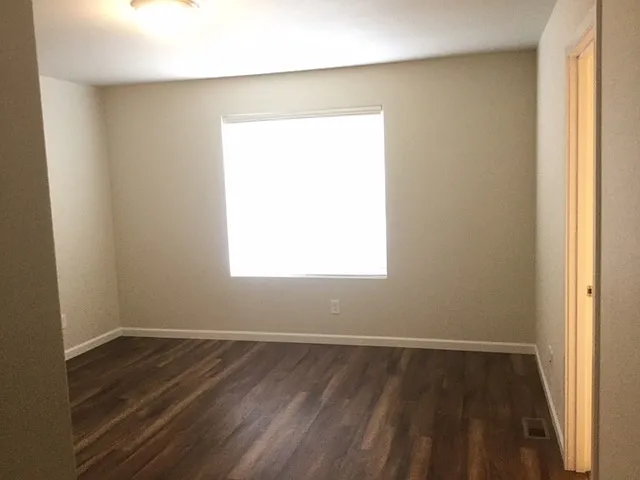 2644 Link Ave — Photo 8