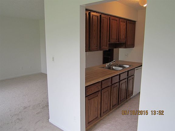3rd image of 1005 Clarinet Blvd E #1005