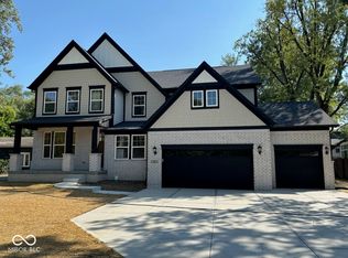 121 Winona Dr, Carmel, IN 46032
