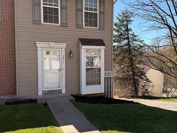 2nd image of 1011 Pin Oak Ct