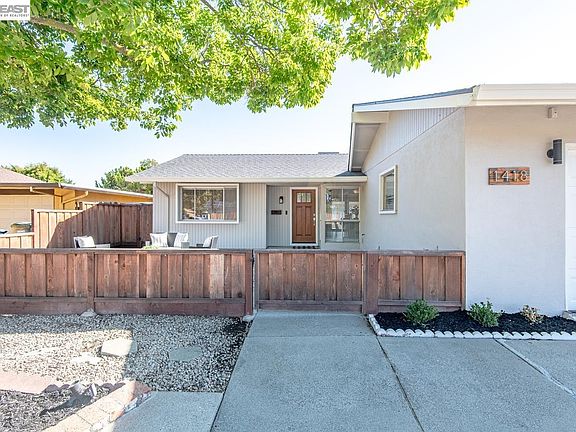 5th image of 1418 Bluebell Dr