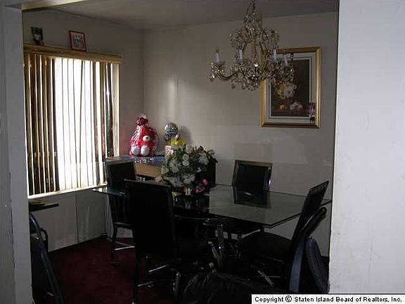 5th image of 62 Skyline Dr