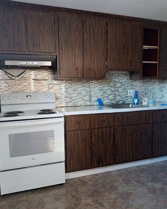 2nd image of 74 Harvard St APT 1