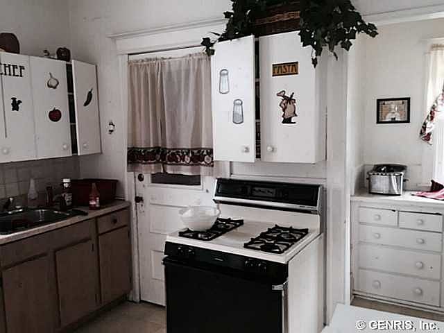 2nd image of 386 Birr St