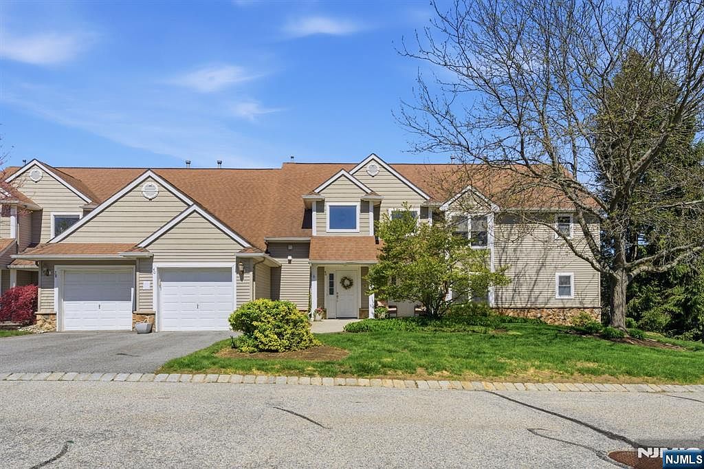 38 Bourne Cir