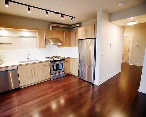 Kitchen to Hallway