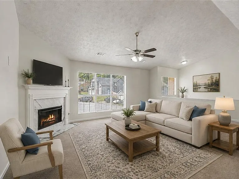 488 Barclay Ct — Photo 6