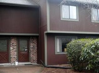 25 Cliffside Dr, Manchester, CT 06042