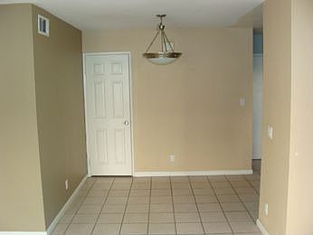 5th image of 24420 Flaxwood Ln Unit 103