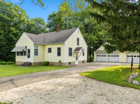8354 Kraft Ave SE, Caledonia, MI 49316