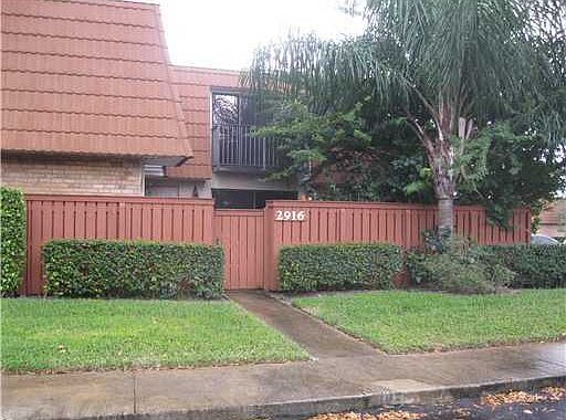 1st image of 2916 SW 11th Place