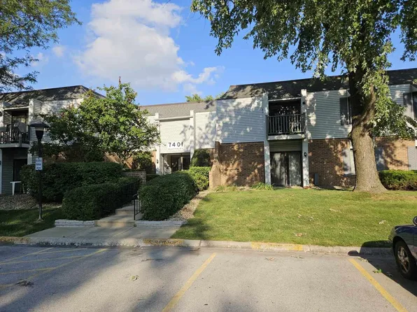 7401 Blackburn Ave APT 101, Downers Grove, IL 60516