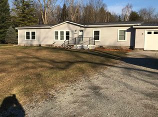 2060 Ditty Rd, Smiths Creek, MI 48074