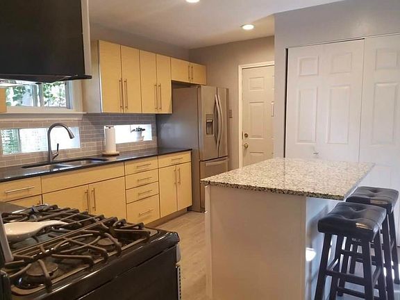 5th image of 5629 Hollis Ave