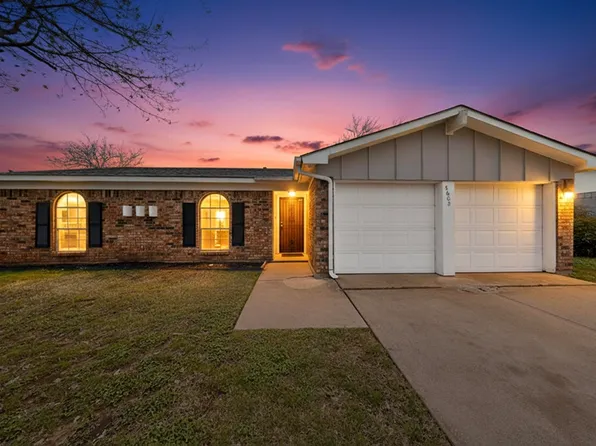 5608 Burton Ave, Fort Worth, TX 76119
