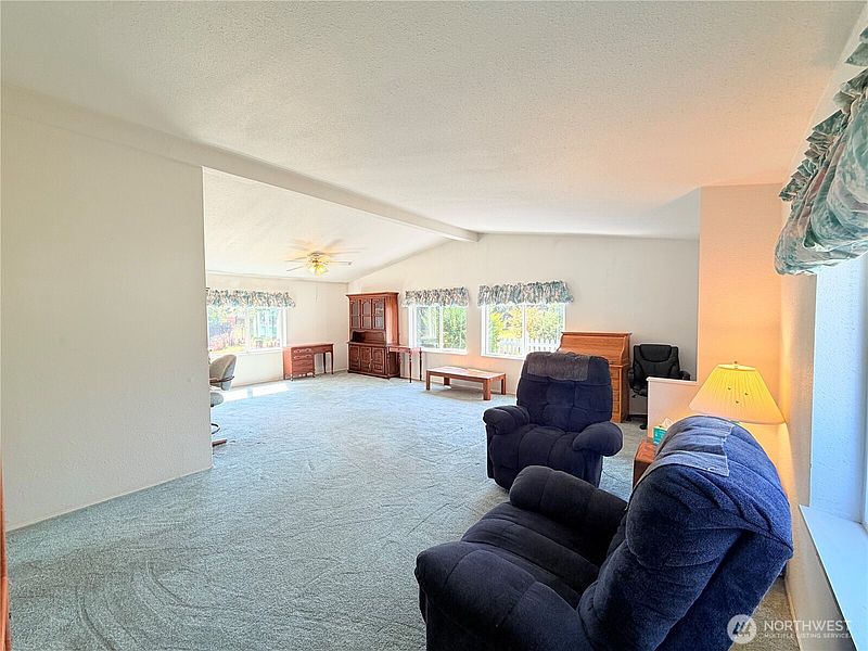 4th image of 418 N 16th Street