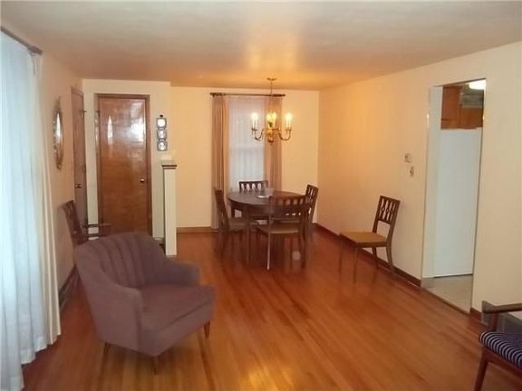 5th image of 289 Abbington Ave